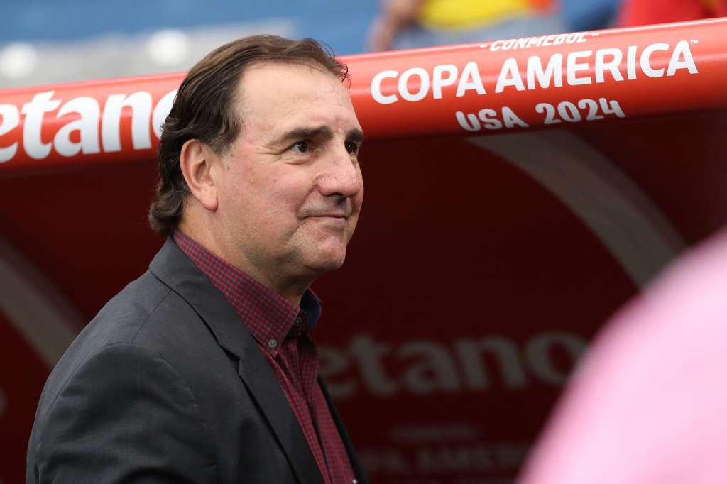 Néstor Lorenzo, seleccionador de Colombia, en el partido ante Costa Rica en la Copa América 2024.