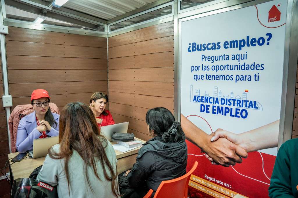 La mayoría de las vacantes no requieren de experiencia previa.