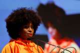 “La literatura nos ayuda a ver y a ser vistos”: Chimamanda Ngozi Adichie