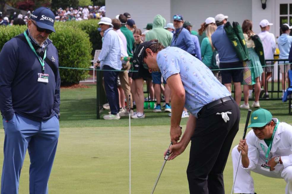 Nicolás Echavarría en las prácticas previas a su debut en el Masters de Augusta.