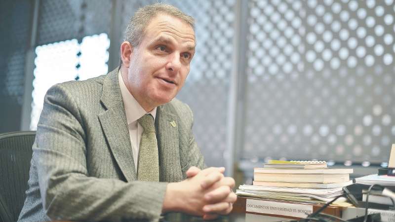 Rafael Sánchez París es médico y especialista en cirugía general y cirugía vascular de la Universidad El Bosque. / Óscar Pérez - El Espectador