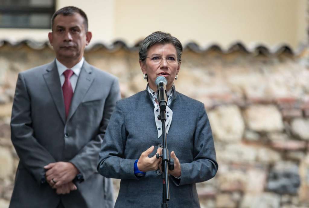 El objetivo de ambos proyectos es liberar de algunas funciones a los policías en Bogotá para que puedan concentrarse en los casos que generan más impacto en la seguridad ciudadana.