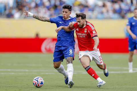 Chelsea goleó a Benfica en un insólito partido que duró casi cinco horas: video