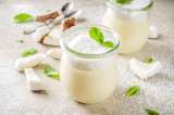 Este es el paso a paso para preparar un agua de coco cremosa