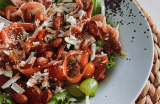 ¿Sin ensalada para el almuerzo? Esta de jamón serrano será tu salvación