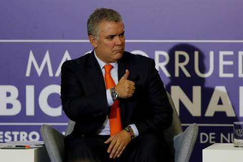 Aprobación del presidente Duque sube cinco puntos porcentuales, según Invamer
