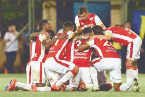 Júnior-Santa Fe, una final sin claro favorito