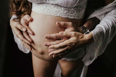 Las 3 mejores poses sexuales para mujeres embarazadas: son cómodas y seguras