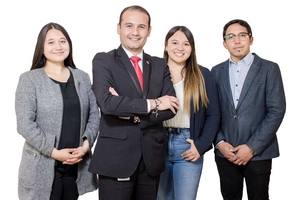 Unicervantes ofrece programas que fortalecen habilidades, mejoran el perfil laboral y promueven proyectos con impacto social.