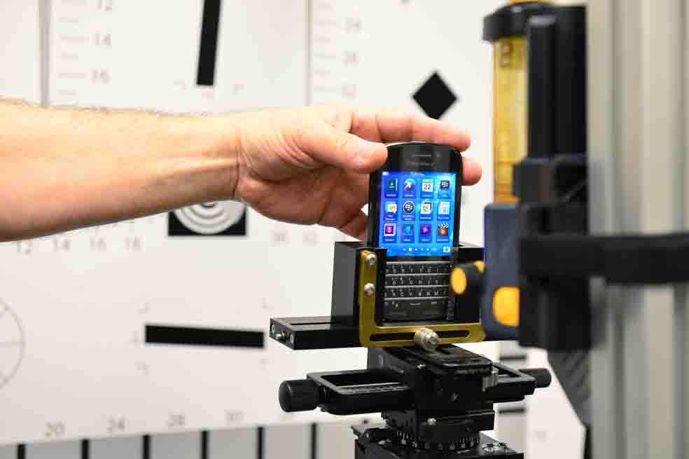 Las pruebas contra vibración son recurrentes en los equipos de Blackberry.  / Cortesía