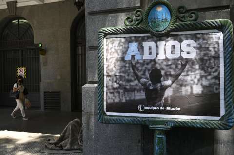 Maradona: El ser humano/futbolista que era y el D10S que otros veían