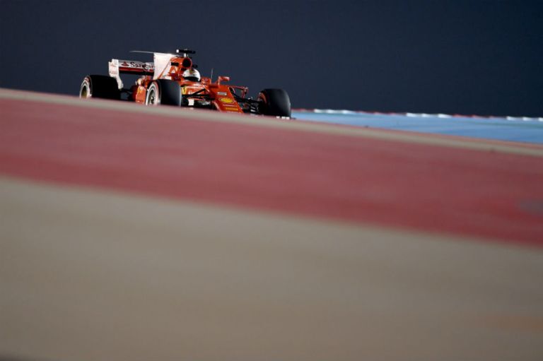 Vettel dominó las prácticas para el GP de Baréin