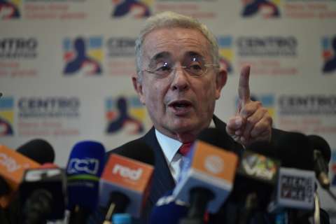 Uribe se pronuncia sobre la reforma a la salud: “Sería un sistema insostenible”