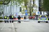 Capturan a sospechoso de tiroteo en peluquería en Suecia que huyó en patineta