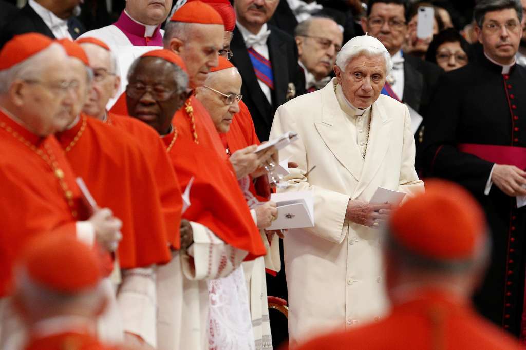 Vatican City (Vatican City State (holy See)).- (FILE) - Pope Emeritus Benedict XVI looks on as he attends a consistory inside the St. Peter's Basilica at the Vatican, 22 February 2014 (reissued 31 December 2022). According to the Holy See, pope emeritus Benedict XVI has died at age 95 on 31 December 2022. Born Joseph Ratzinger in Bavaria, Germany on 16 April 1927 was appointed leader of the Catholic Church on 19 April 2005 succeeding late pontiff John Paul II. (Papa, Alemania, Santa Sede) EFE/EPA/FRUSTACI *** Local Caption *** 51251172