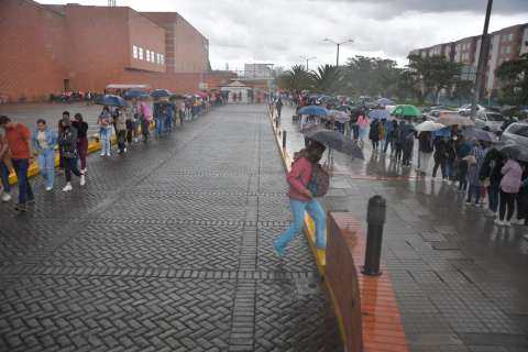 Elecciones 2022: en calma, pero con reparos, cierra la jornada electoral en Bogotá