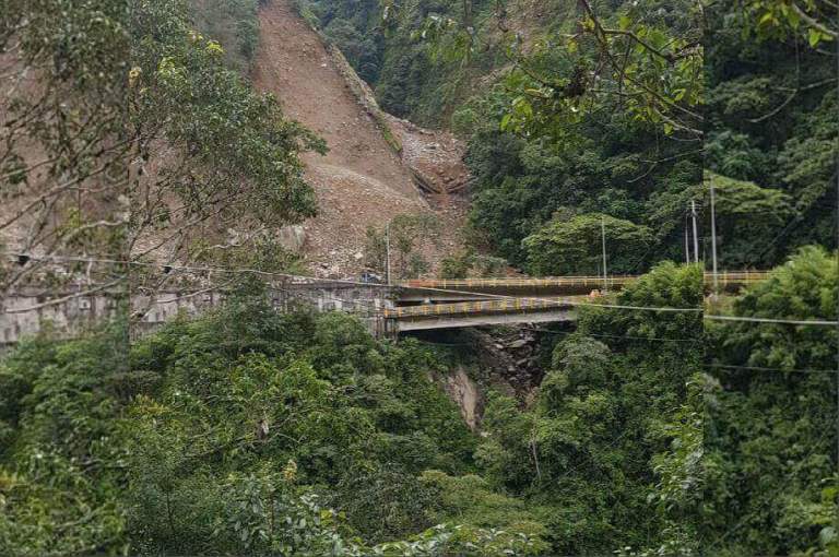 Destinan más de 376 millones de dólares para la vía al Llano