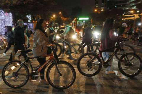 Movilidad jueves 11 de diciembre: primeros trancones por ciclovía nocturna en Bogotá