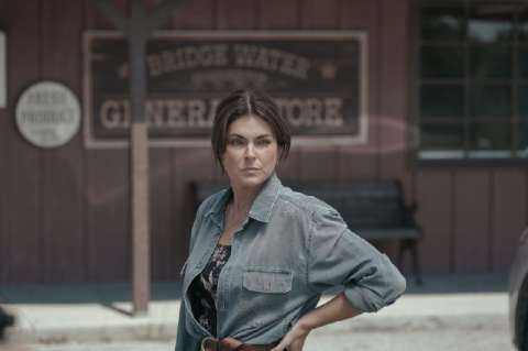 Serinda Swan, conectada con los muertos en “La forense”