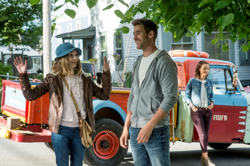 Los protagonistas de “Lo que de verdad importa” son: Kaitlyn Bernard (Abigail), Oliver Jackson-Cohen (Alec) y Camilla Luddington (Cecilia). / Cortesía