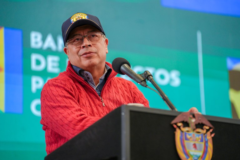 Gustavo Petro: “Estamos a punto de volver a vender energía a Ecuador”