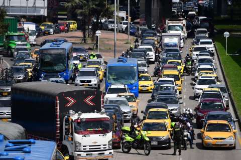¿Va a viajar? Estas son las multas más comunes a la hora de conducir en carretera