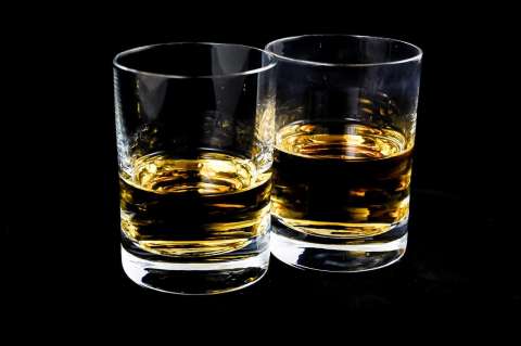 ¿Cree que solo el alcohol puede afectar su hígado? Esto es lo que debe saber