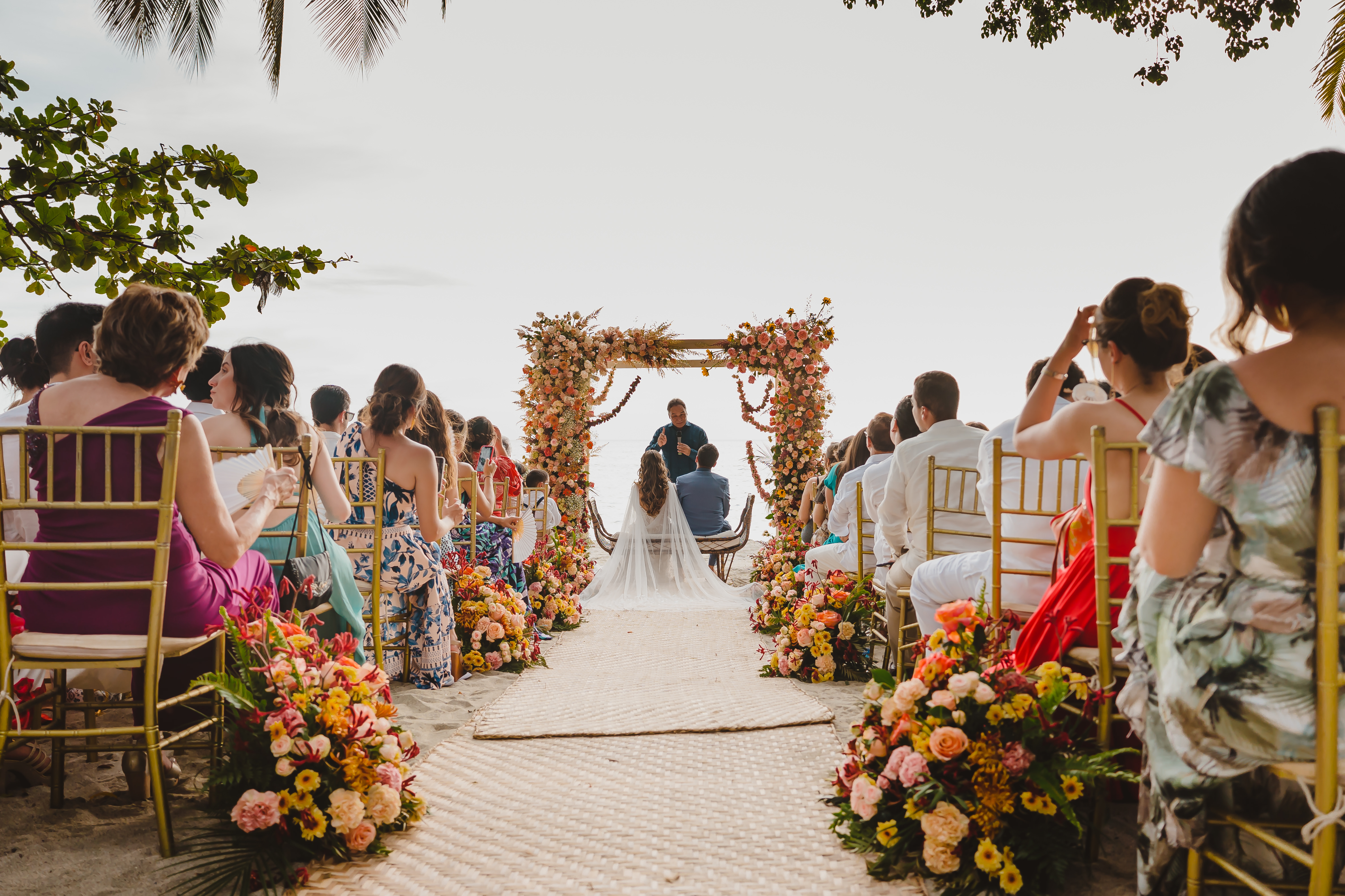 Parejas de Estados Unidos y España lideran la búsqueda de destinos colombianos para sus celebraciones nupciales.