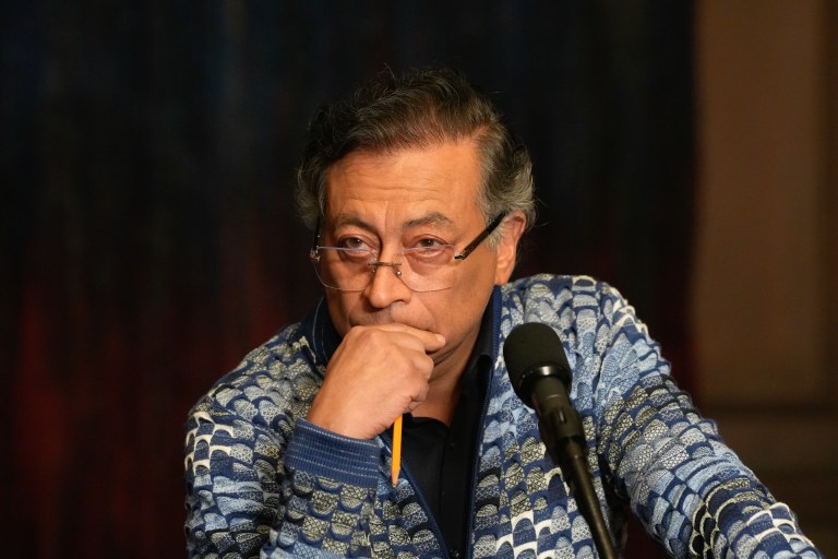 ¿Hay prevaricato? Expertos hablan sobre la firma de ministros al decreto de consulta