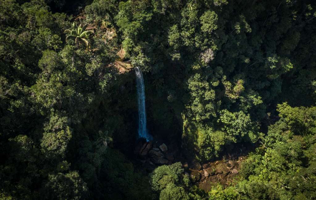 La cascada, ubicada entre Mocoa y Villagarzón, tiene 75 metros de caída.