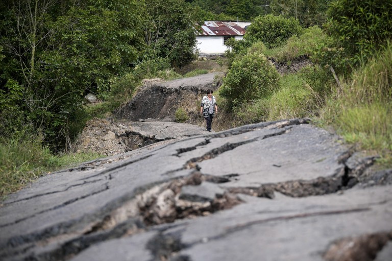 En imágenes: así se vive la emergencia en la vía al Llano tras derrumbe en Chipaque