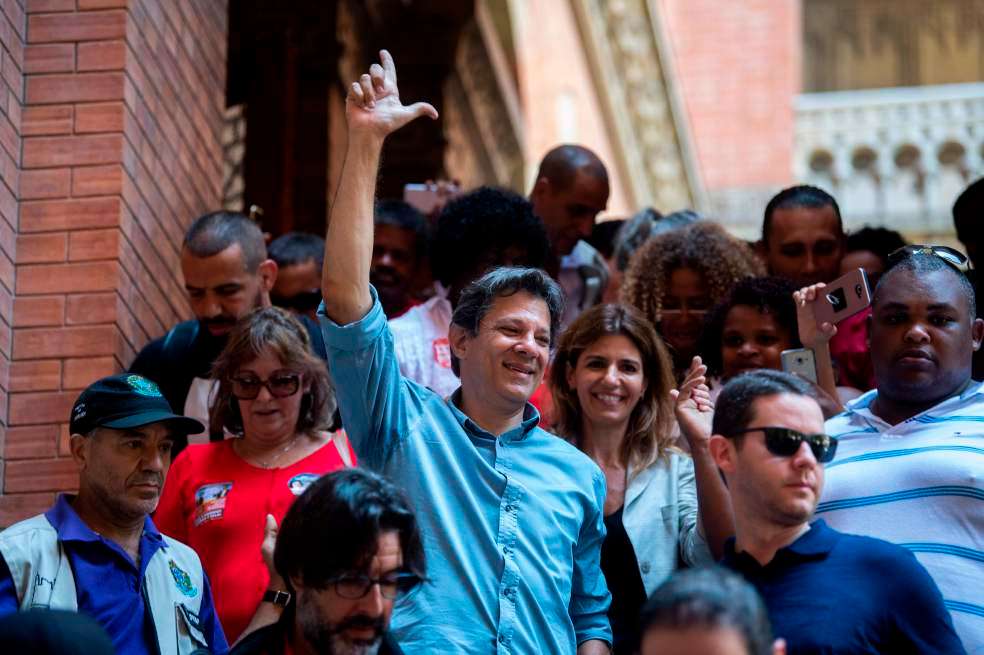 Fernando Haddad no logra capitalizar el apoyo del expresidente Lula. / AFP
