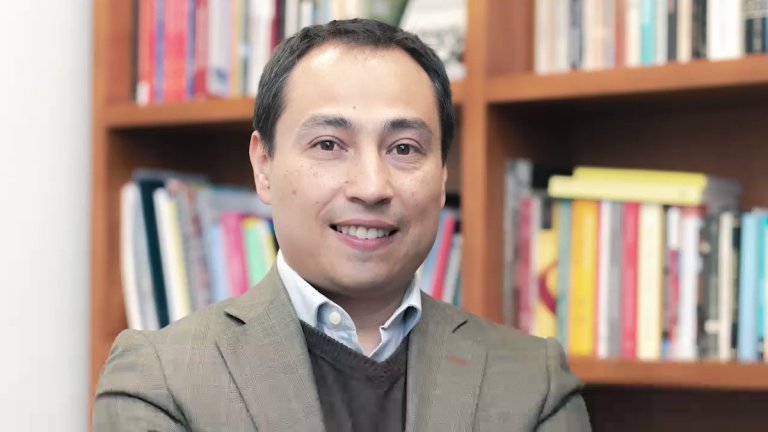¿Quién es Hernando Bayona, nuevo viceministro de educación preescolar, básica y media?