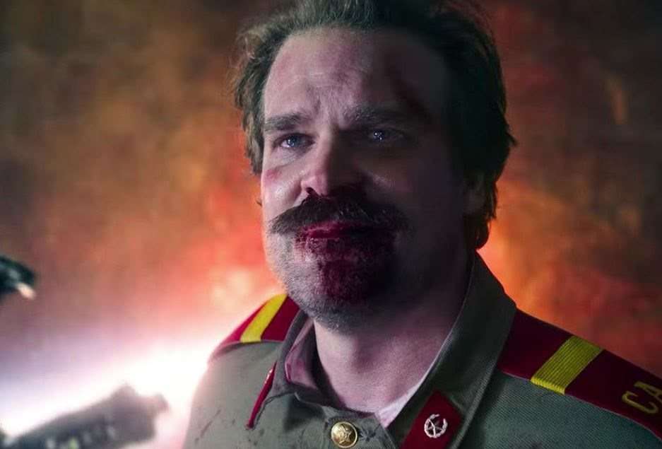 David Harbour en su interpretación de Hopper en la serie "Stranger Things".