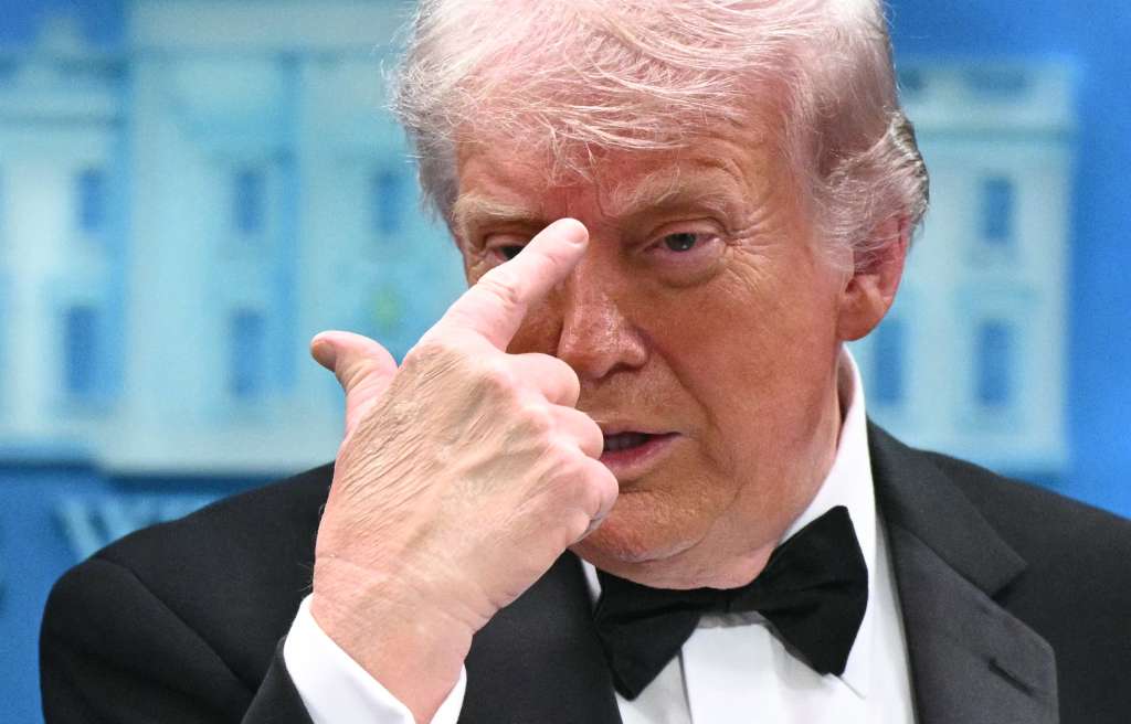 Desde 2024, cuando aún era candidato, el presidente Donald Trump ha sufrido varios ataques. En uno de ellos resultó herido en una oreja.