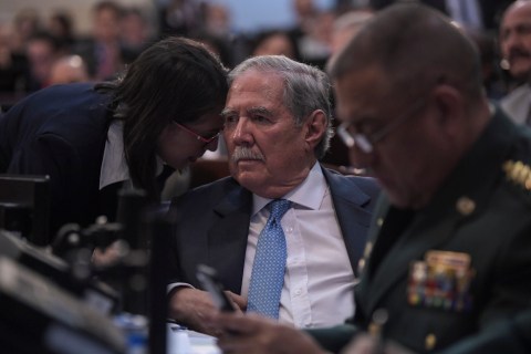 Esto fue lo que no se vio al término del debate contra el ministro de Defensa