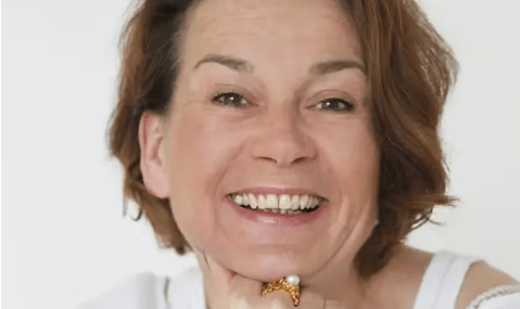 Investigan la muerte de la autora Alexandra Fröhlich, asesinada en su casa de Hamburgo