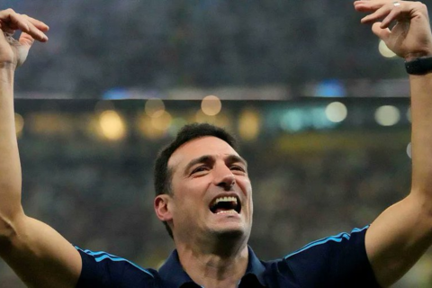 ¿Dudas en Argentina por la renovación de Lionel Scaloni? Claudio Tapia respondió