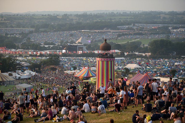 ¡Bienvenidos a Glastonbury!