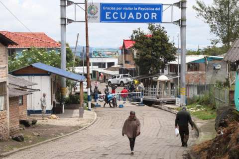Guerra comercial con Ecuador: estos son los productos que recibirían aranceles del 50 %