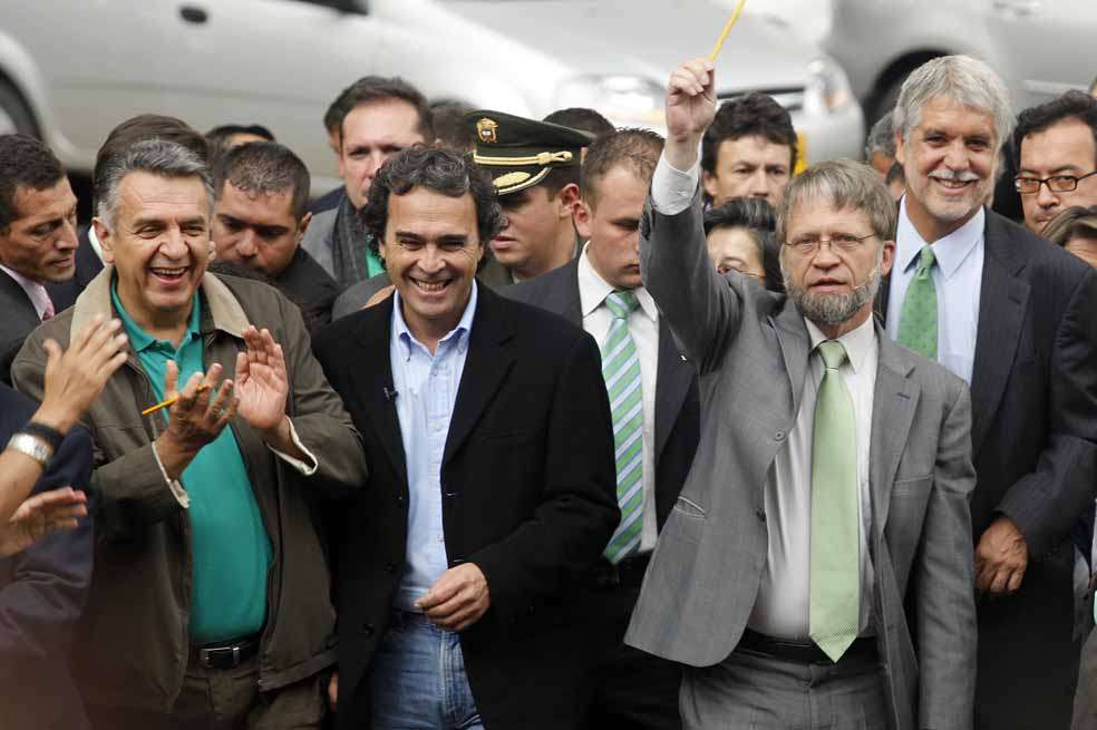 Lucho Garzón (izquierda), Sergio Fajardo y Antanas Mockus (centro), y Enrique Peñalosa (derecha).