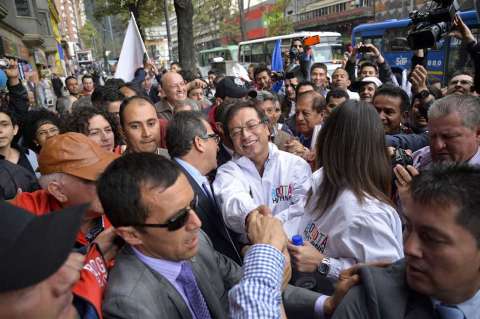 La asfixia política de Petro
