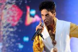 Prince también aplaza gira europea por atentados de París