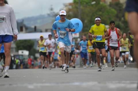 Antes de participar en una carrera: cómo acondicionar el cuerpo para evitar lesiones