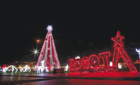 Una Navidad con el vacío de las 8.634 vidas que apagó el COVID-19