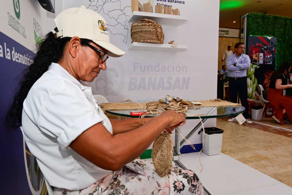 Productos realizados por mujeres emprendedoras del municipio de Zonas Bananeras, con el apoyo de la Fundación Banasan.