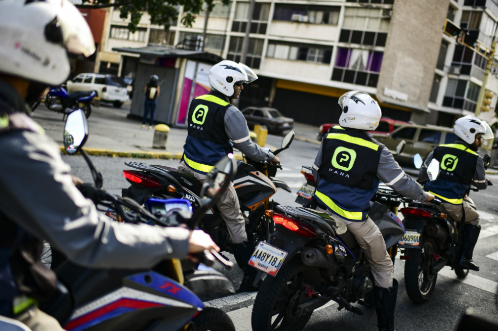 En Caracas surgió una iniciativa para acompañar a quienes sufren problemas. / AFP