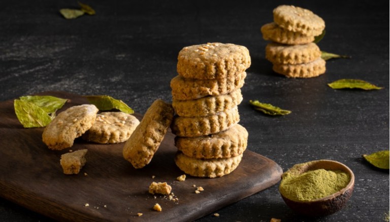 Con ocho ingredientes aprende a preparar galletas con harina de coca