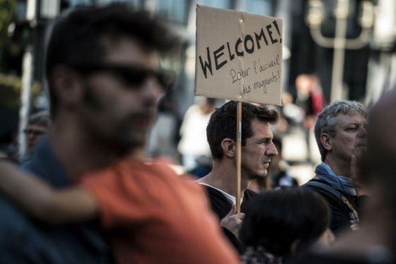 Congreso de EE.UU. amenaza con cerrar la puerta a refugiados sirios