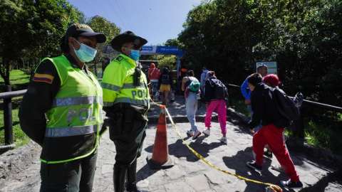 Más policía y recompensa: medidas tras robo masivo en sendero a Monserrate